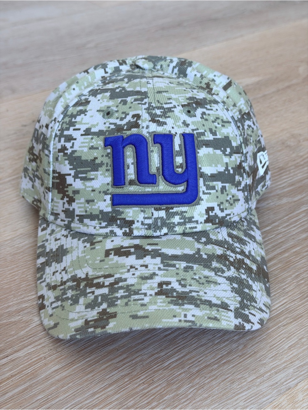NWOT New Era New York Giants Salute to Service Camo 9TWENTY Flex Hat Cap Pixel